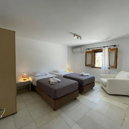 Apanemi Apartment